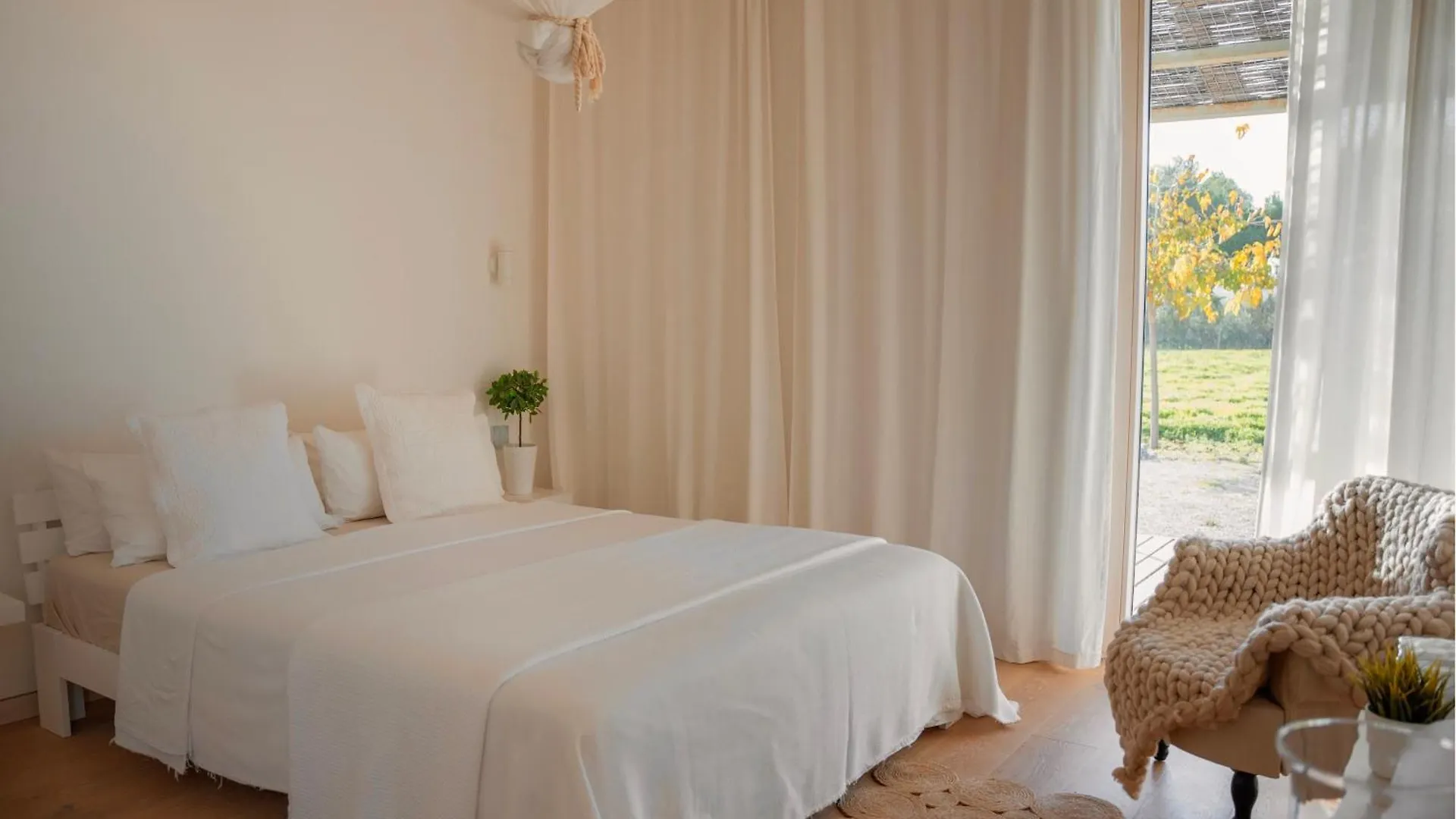 La Farm Baleares (Adults Only) Bed & Breakfast Santa Maria del Cami  Spain